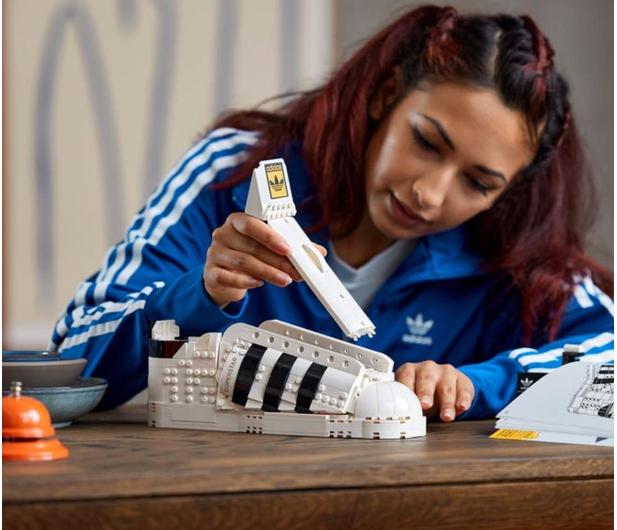 LEGO Minecraft 21155 Kopalnia Creeperów + Adidas 10282 Originals - 1034304 - zdjęcie 4